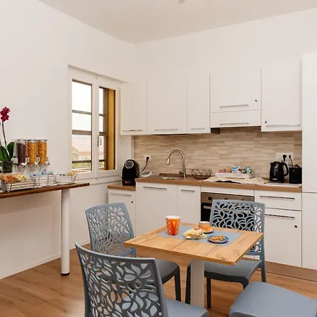 La Casa Di Ambra Guest house